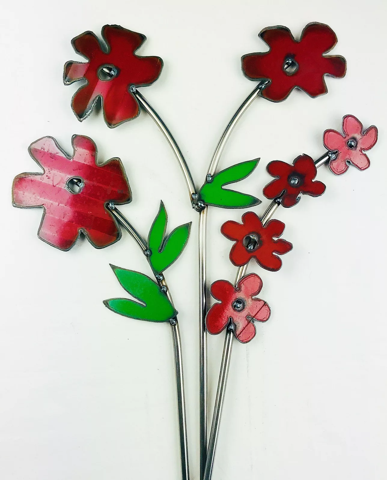TRIO_Bantam-Red vintage daisy red stem